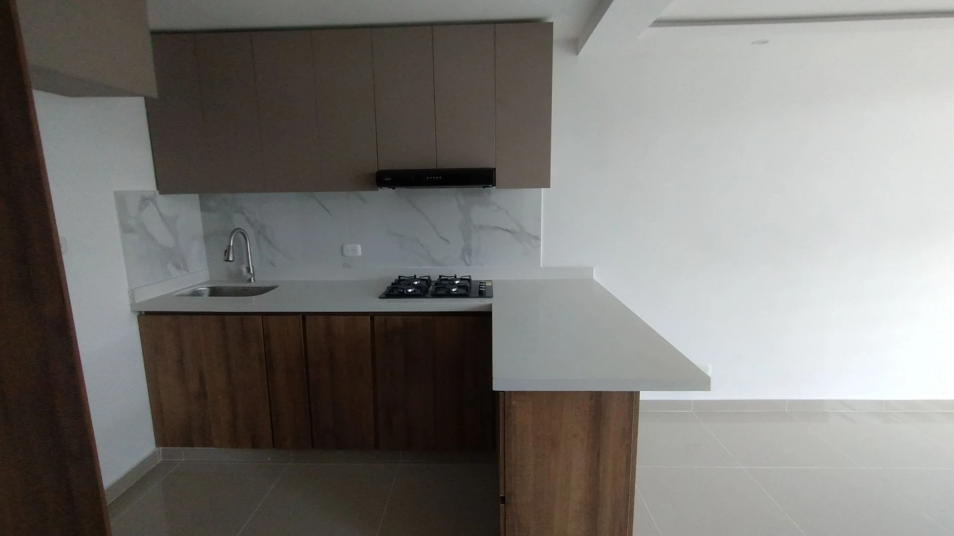APARTAMENTO PARA ESTRENAR EN ALAMEDA DEL RÍO.
