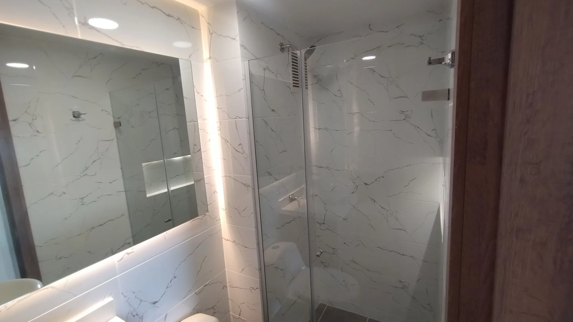 APARTAMENTO PARA ESTRENAR EN ALAMEDA DEL RÍO.