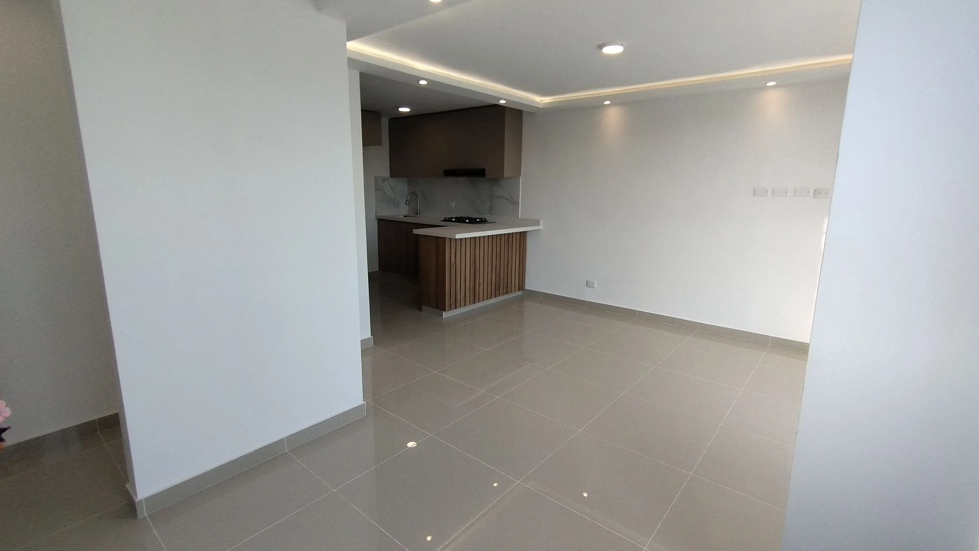 APARTAMENTO PARA ESTRENAR EN ALAMEDA DEL RÍO.