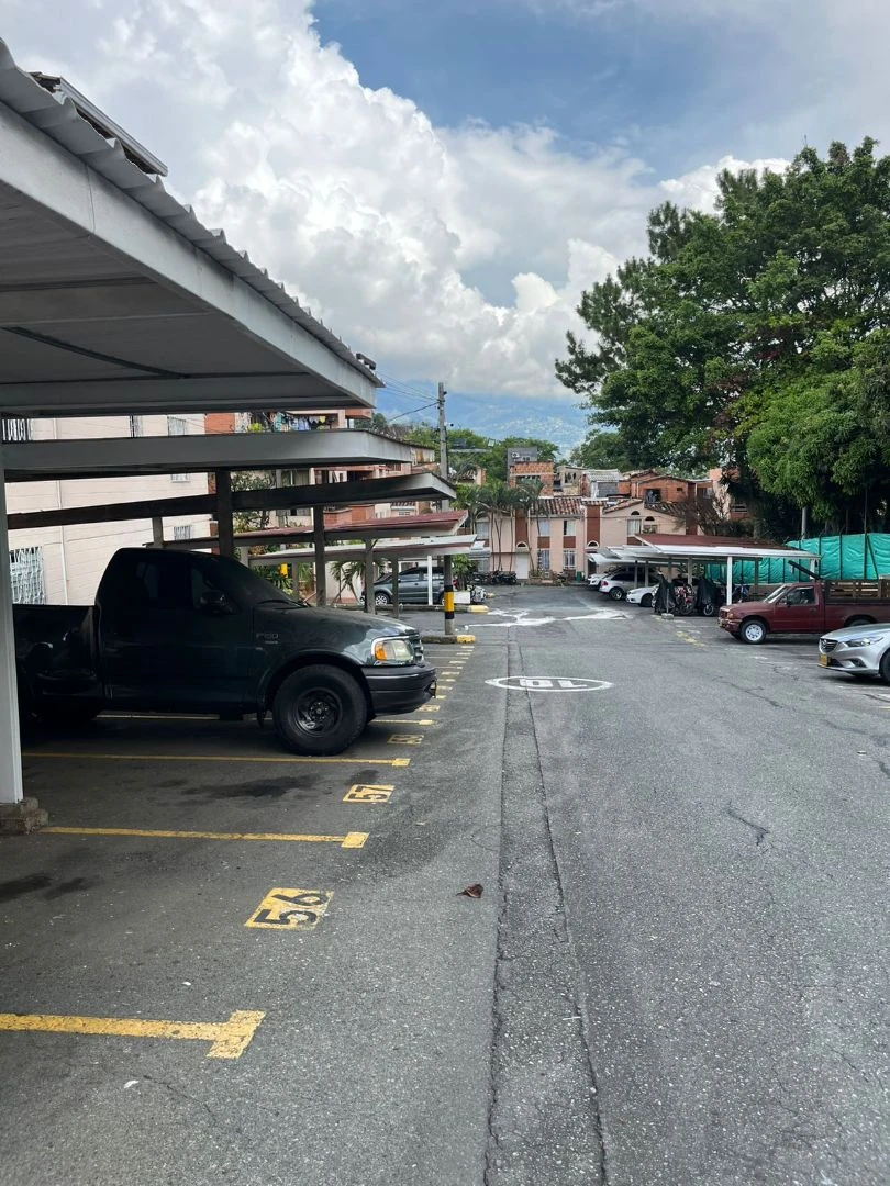 Apartaestudio en Arriendo Gratamira Medellin