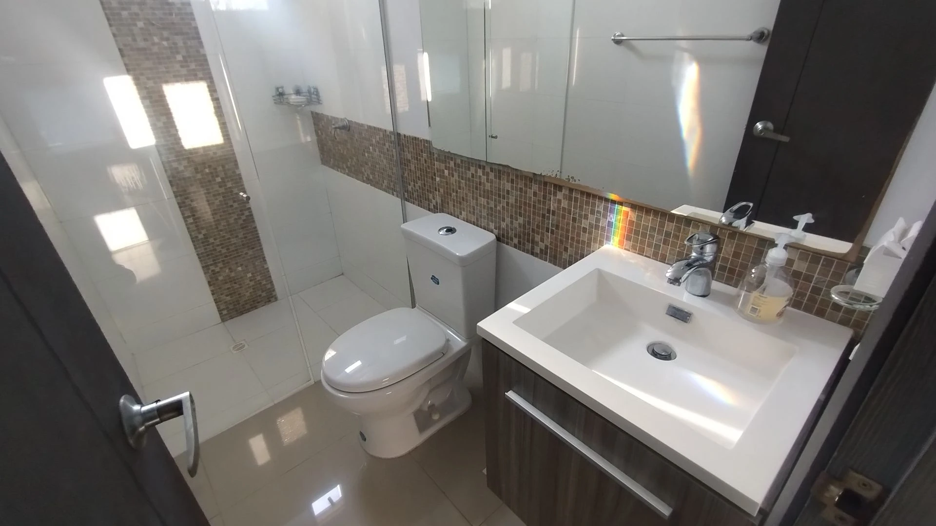 APARTAESTUDIO EN CIUDAD JARDIN - BARRANQUILLA