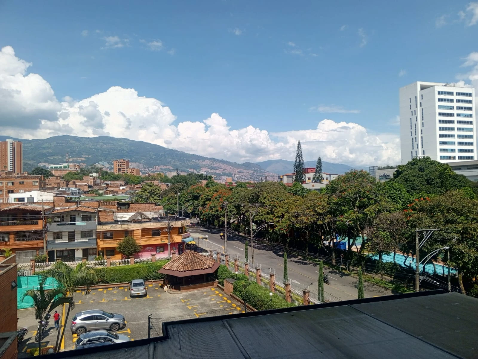 aparta estudio en arriendo en Belén Los Alpes