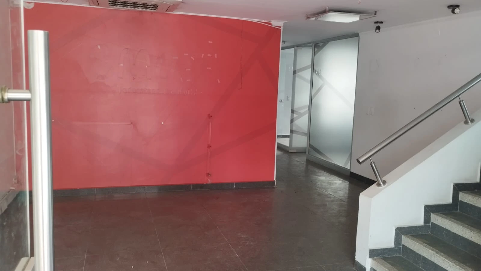 Local Comercial En Arriendo Sector Calasanz