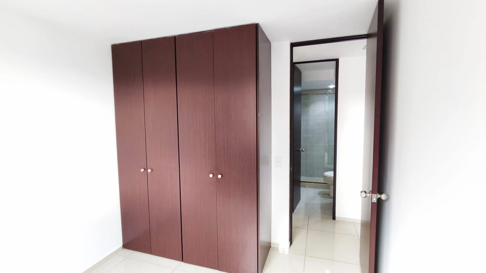 Arriendo Apartamento en el Poblado Sector Ciudad del Rio
