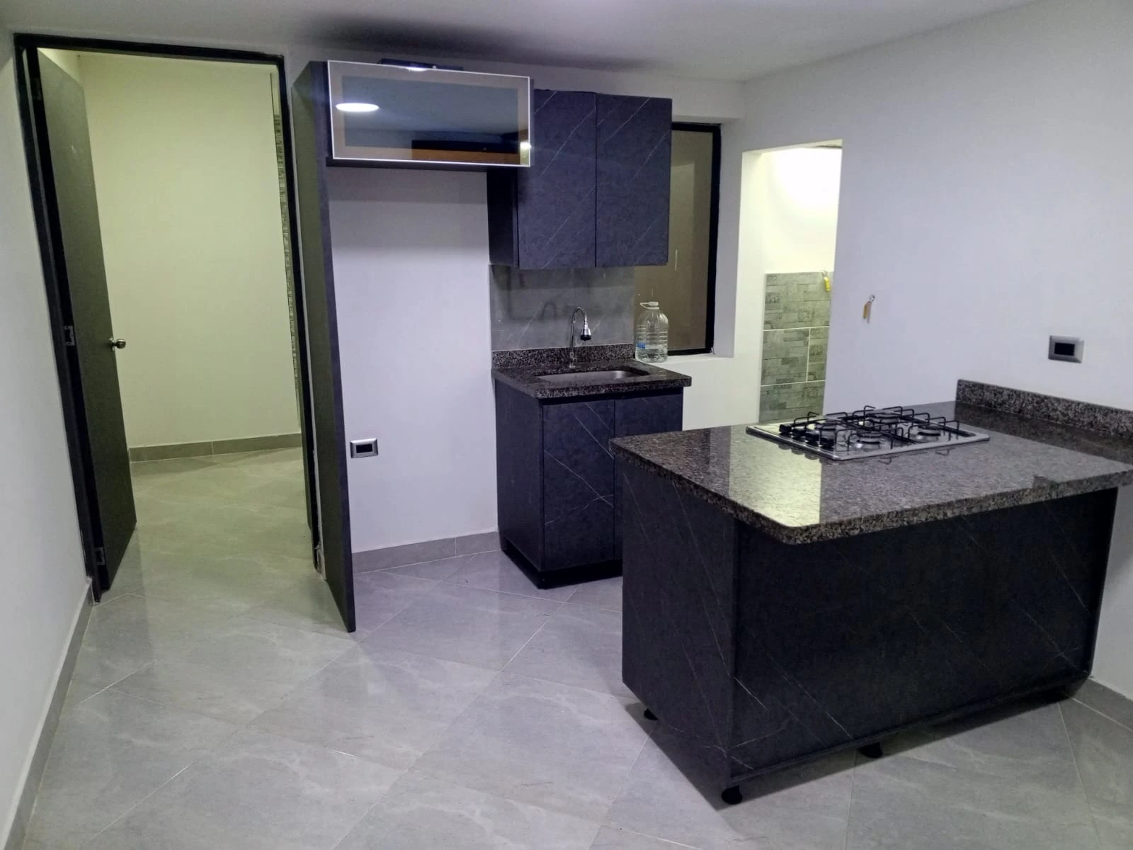 Aparta estudio en arriendo en Belén Rosales