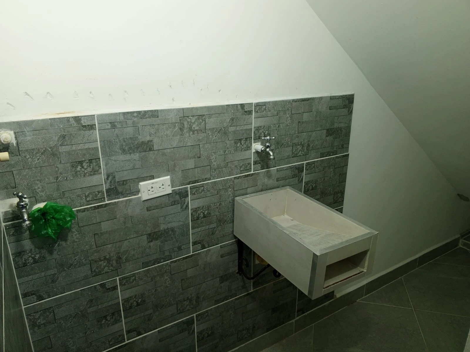 Aparta estudio en arriendo en Belén Rosales