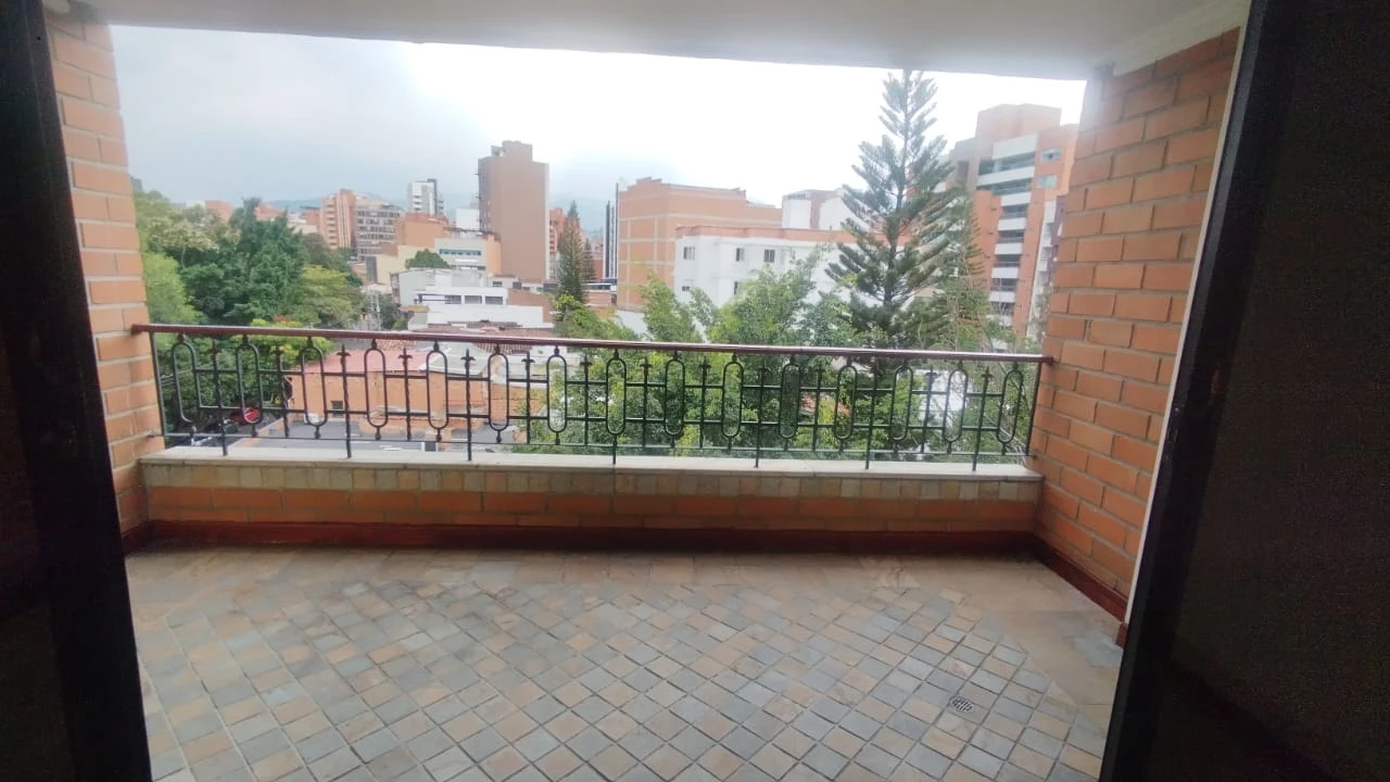 Apartamento en Arriendo Sector Laureles