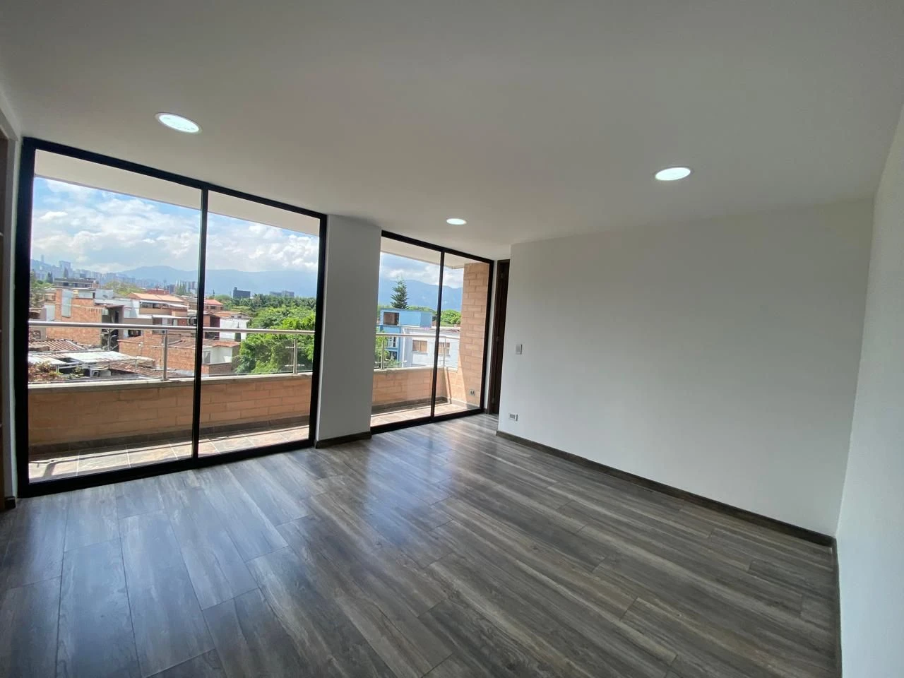 Arriendo Apartamento en Envigado las Flores