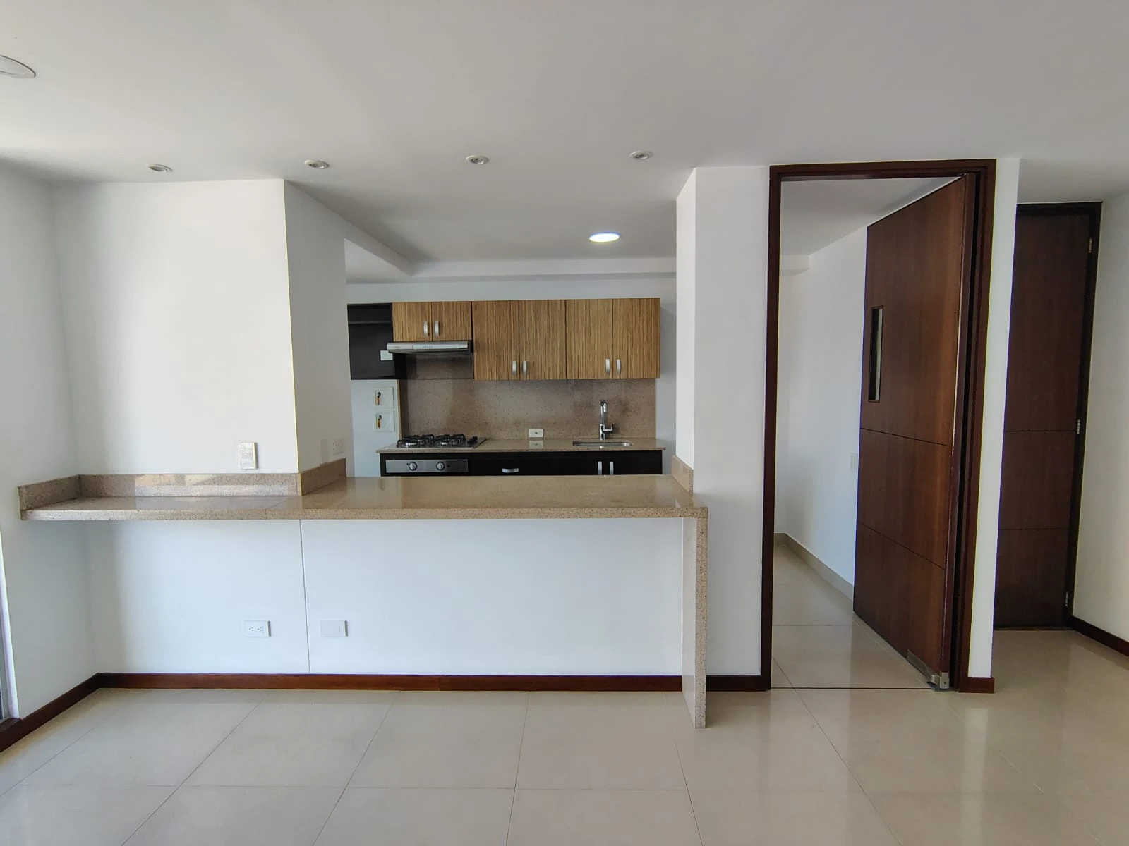 Apartamento en arriendo sector Ciudad del Rio