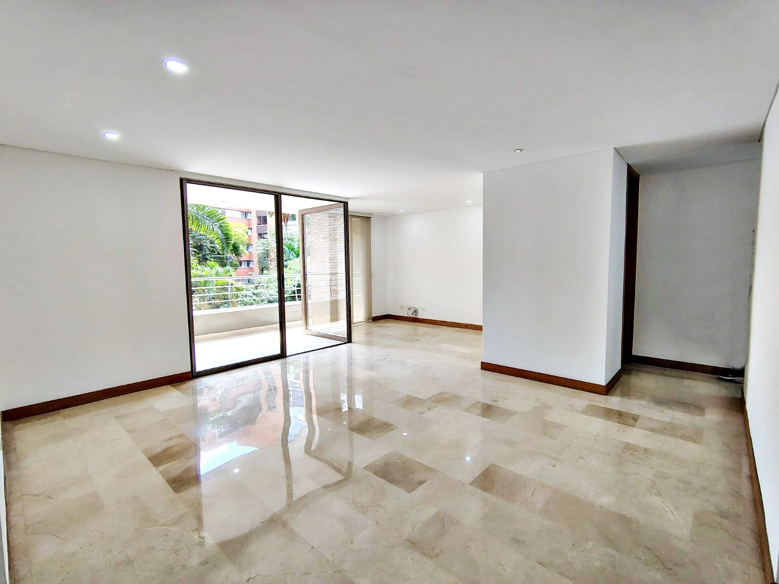 Apartamento en arriendo sector Milla de Oro