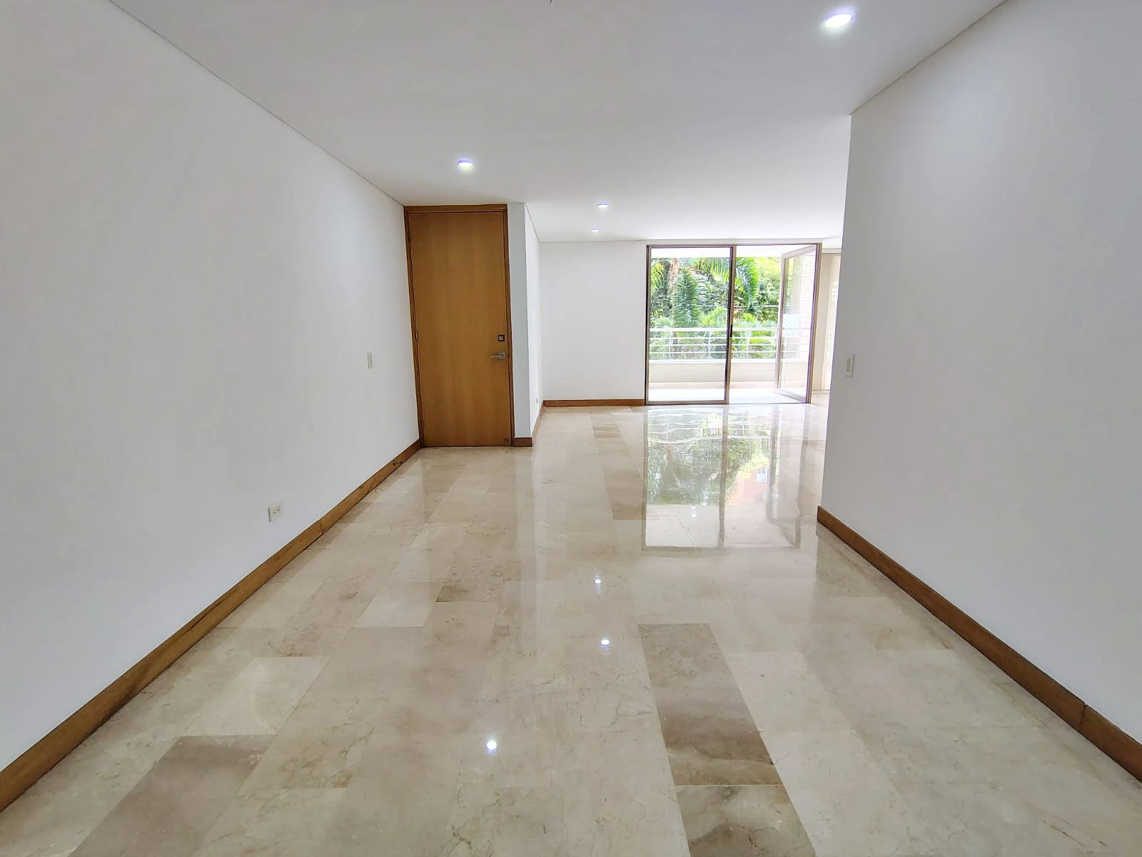 Apartamento en arriendo sector Milla de Oro