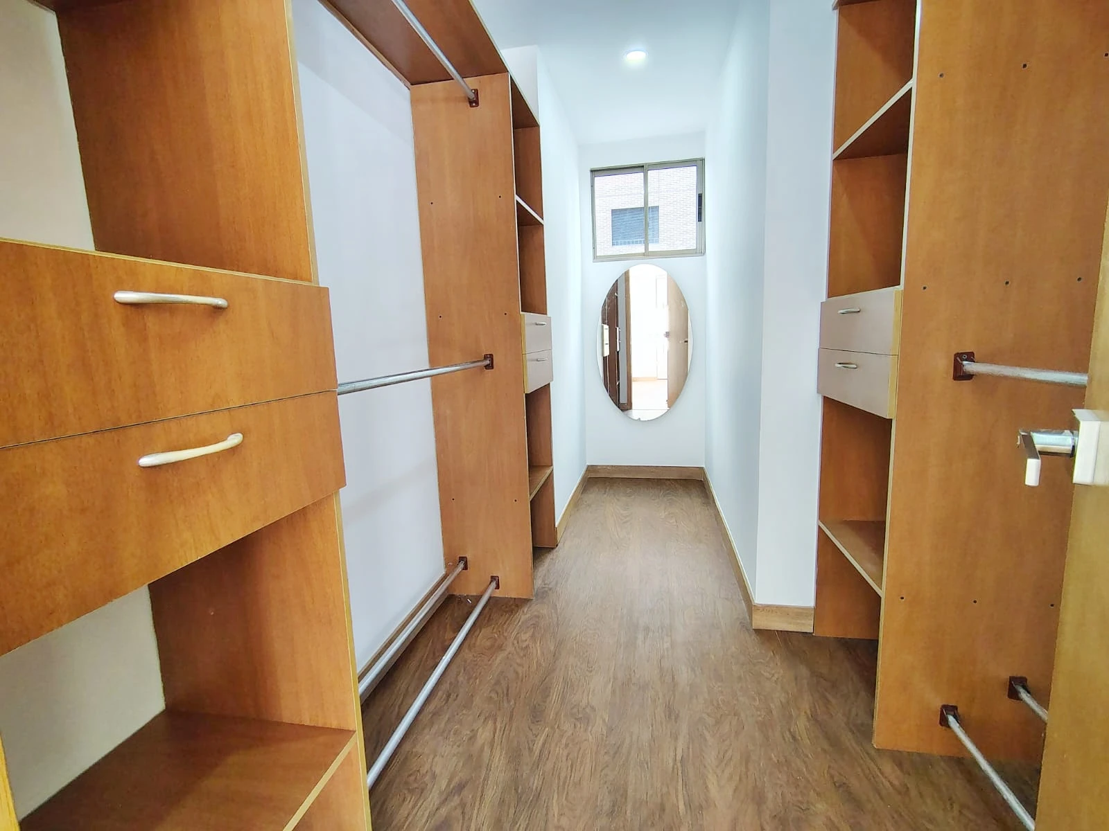 Apartamento en arriendo sector Milla de Oro