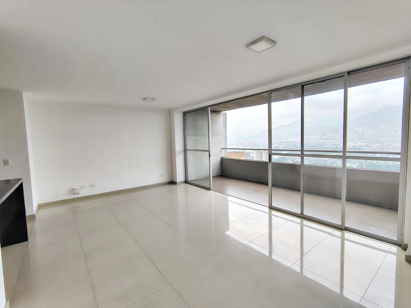 Apartamento en arriendo sector Santa Maria de los Angeles