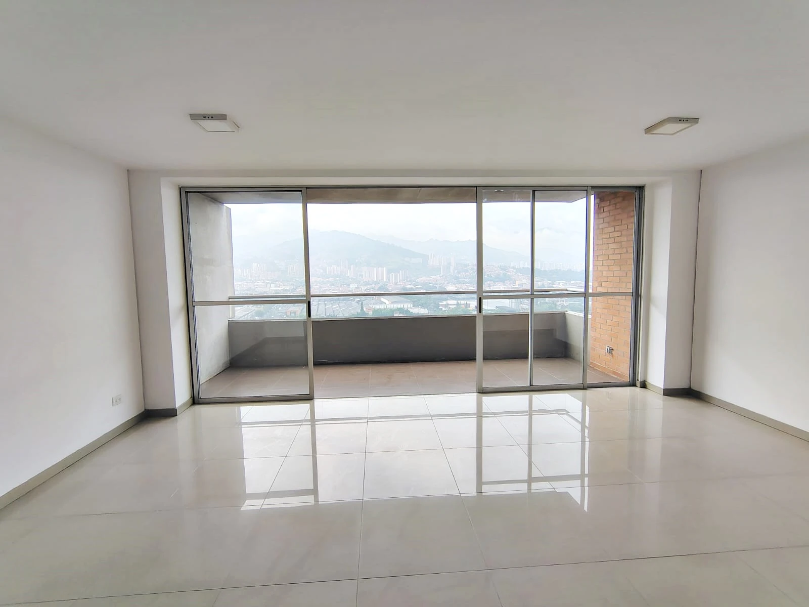 Apartamento en arriendo sector Santa Maria de los Angeles