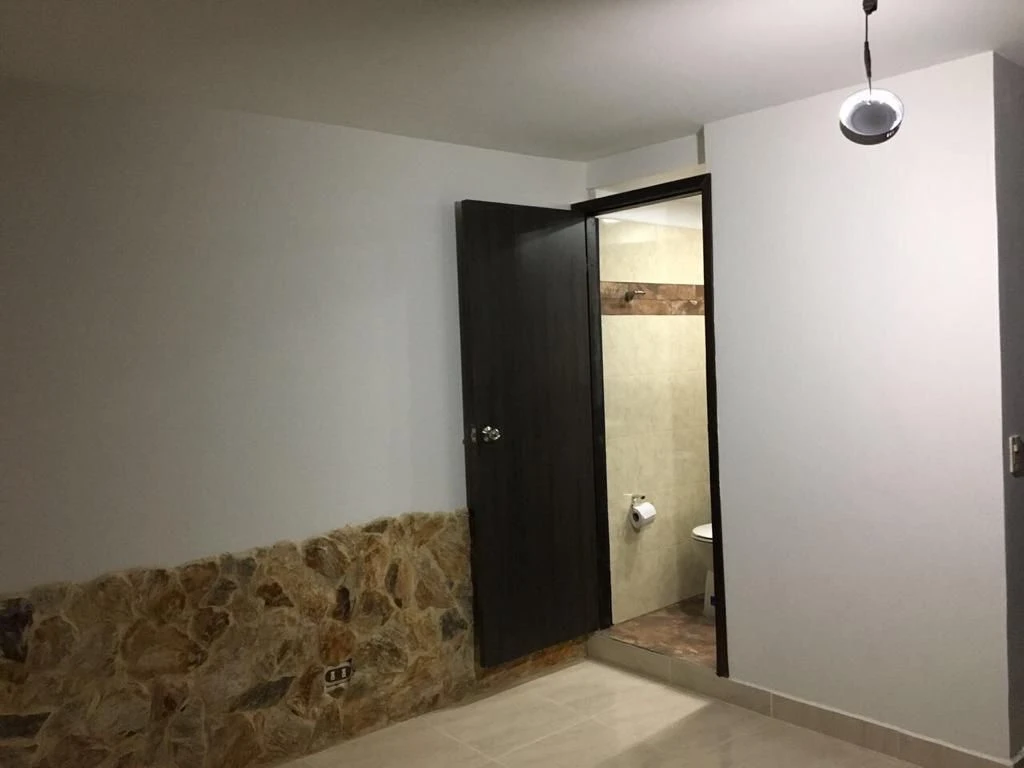ARRIENDO APARTAMENTO SECTOR EL TESORO