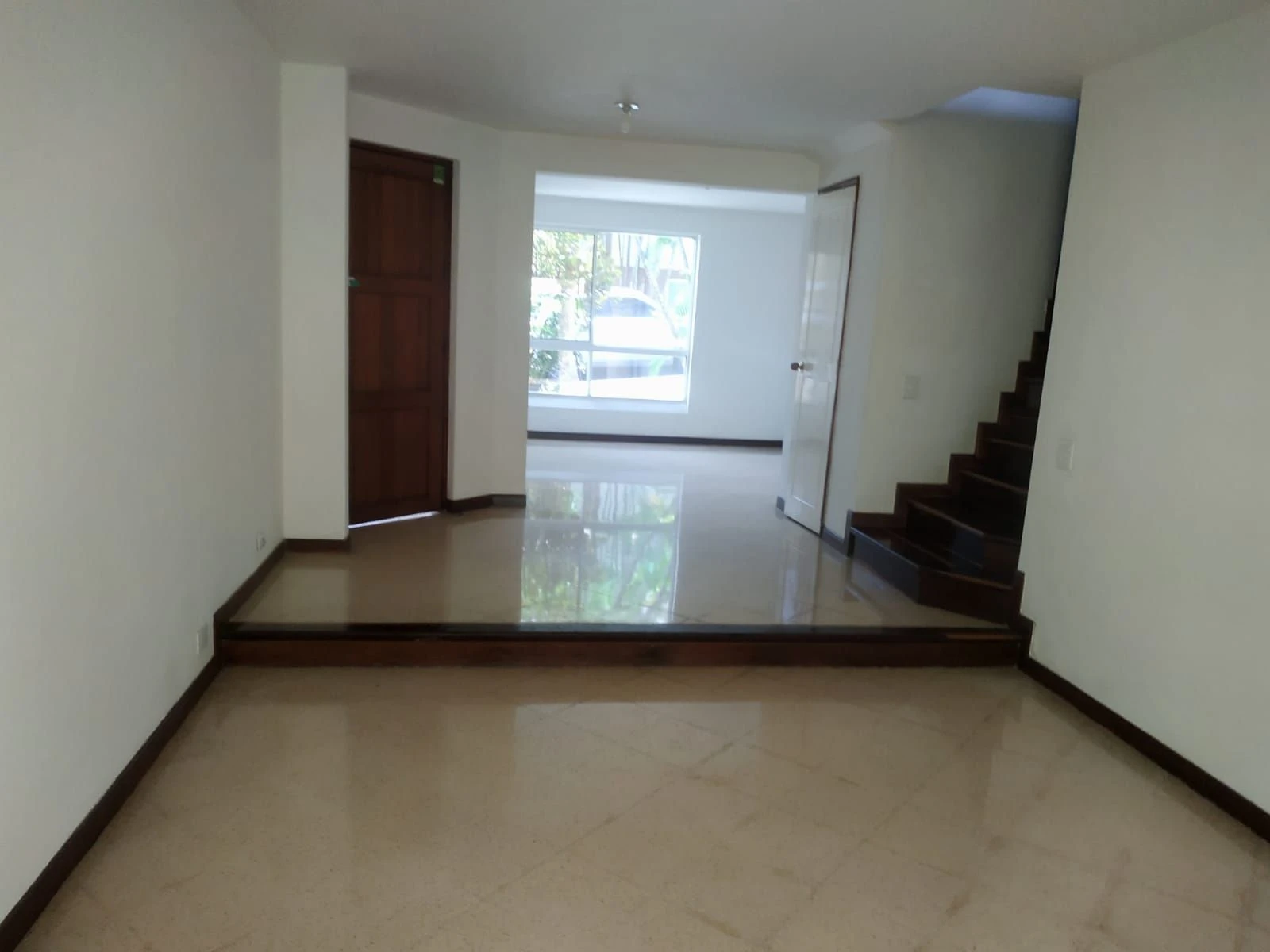 ARRIENDA CASA EN EL POBLADO LOS BALSOS