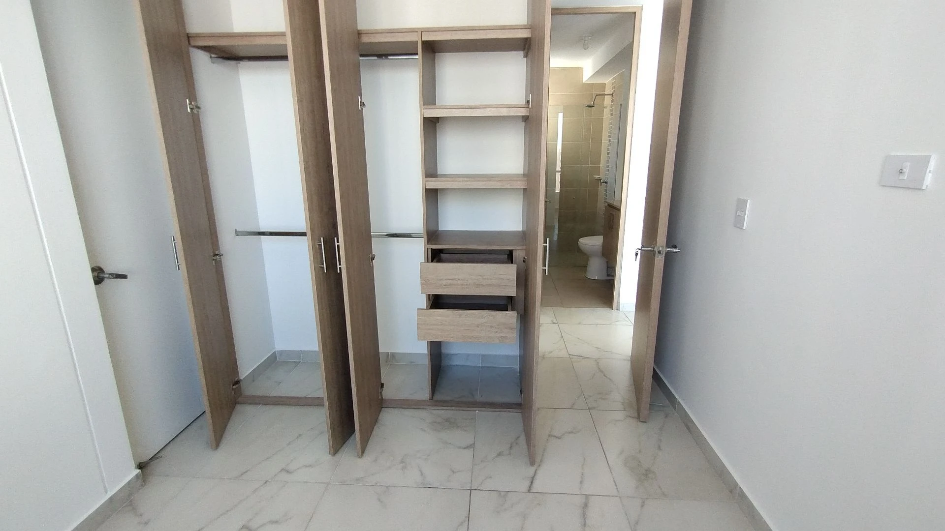APARTAMENTO EN ARRIENDO EN ALAMEDA DEL RÍO