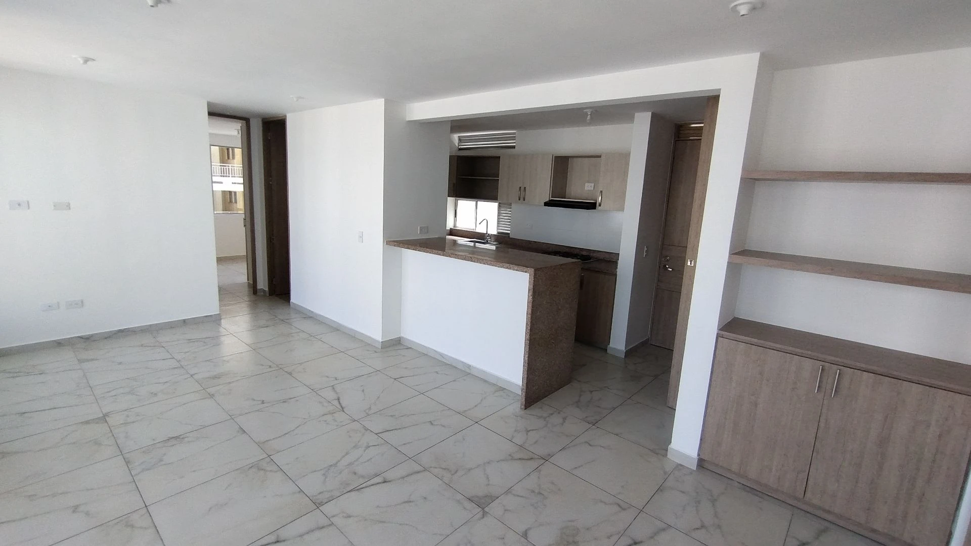 APARTAMENTO EN ARRIENDO EN ALAMEDA DEL RÍO