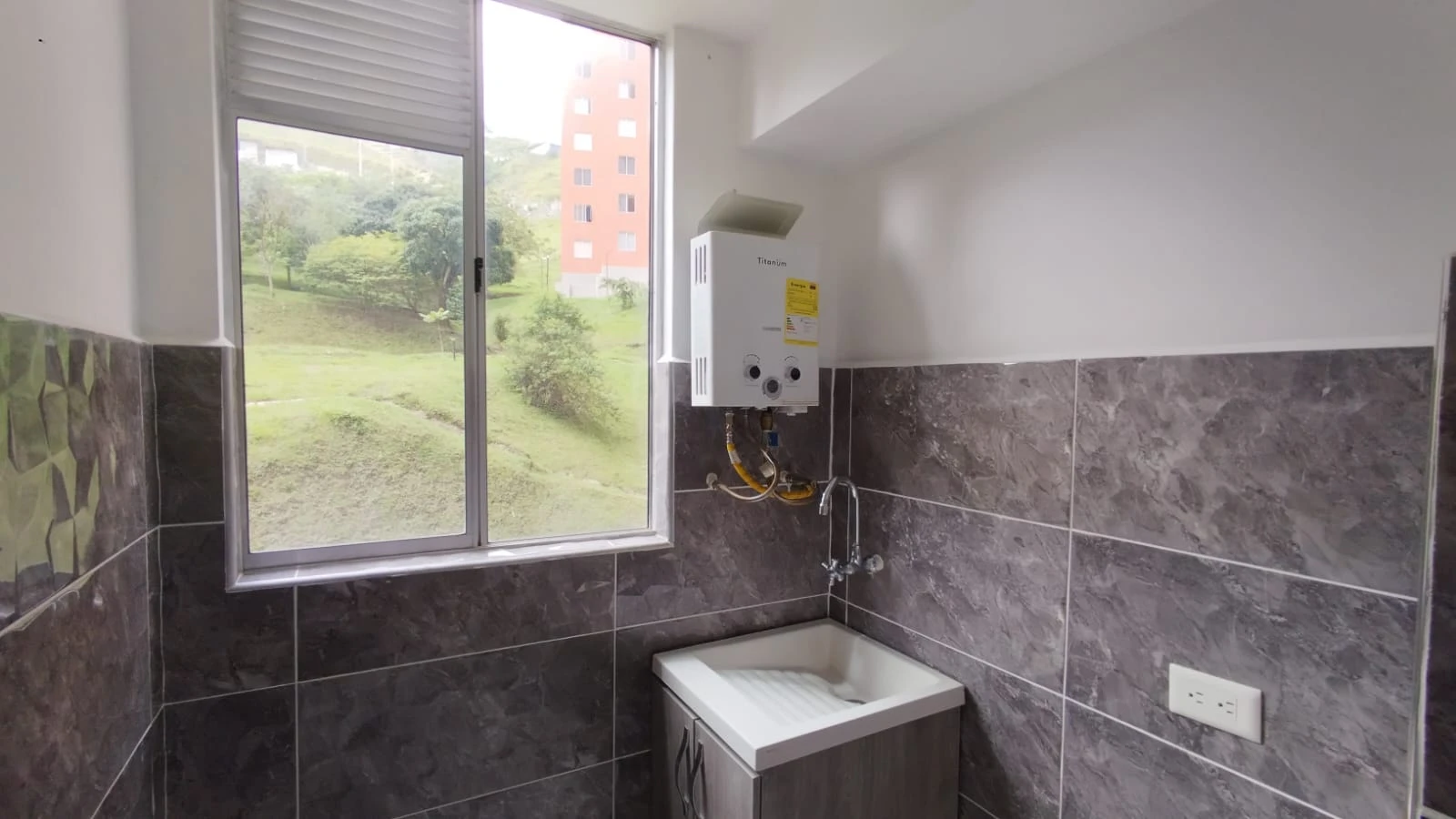 Apartamento En Arriendo Sector Altos De Calasanz