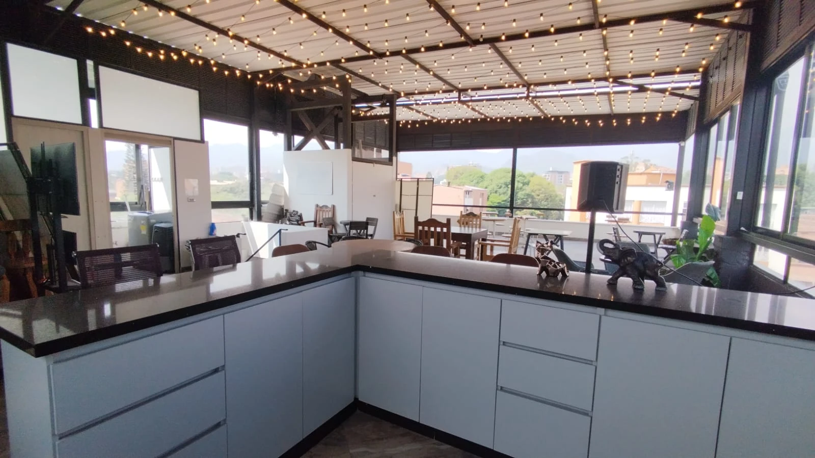 Local En Arriendo Sector Belén Rosales