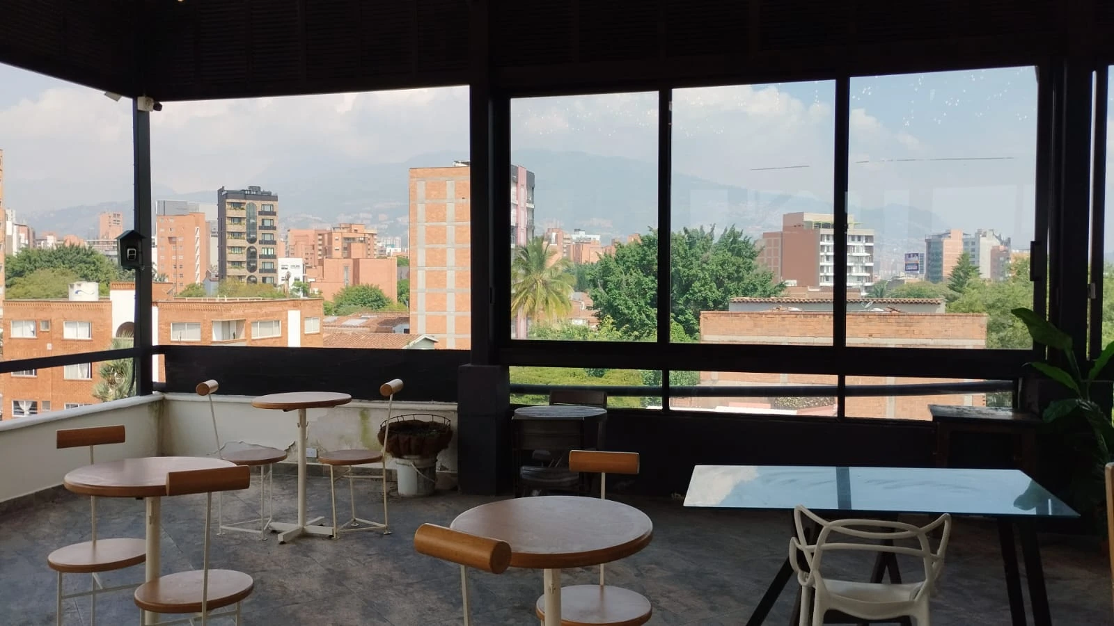 Local En Arriendo Sector Belén Rosales