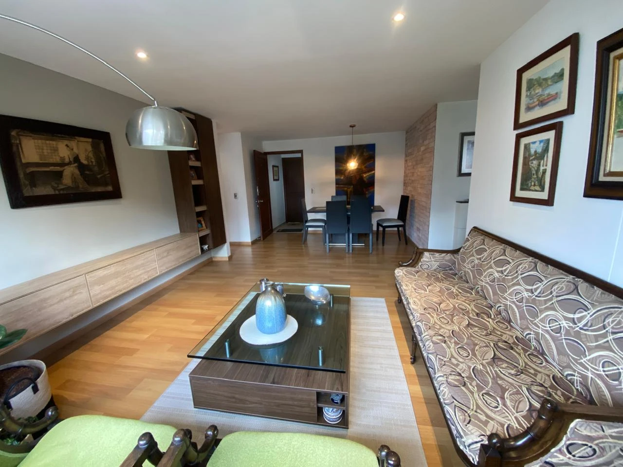 Arriendo Apartamento en el Poblado Castropol