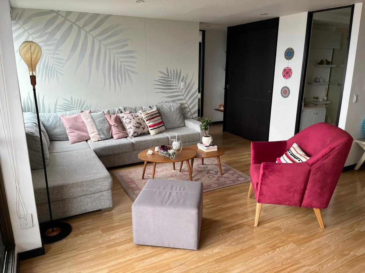 Arriendo Apartamento en el Poblado  Loma de los Gonzales