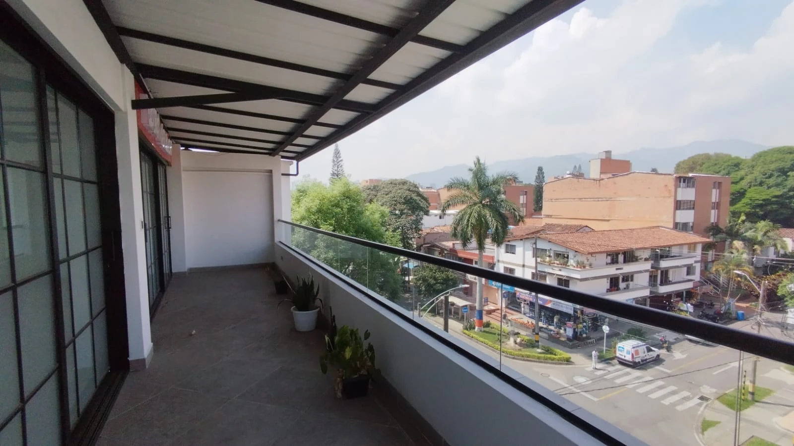 Local En Arriendo Sector Belén Rosales