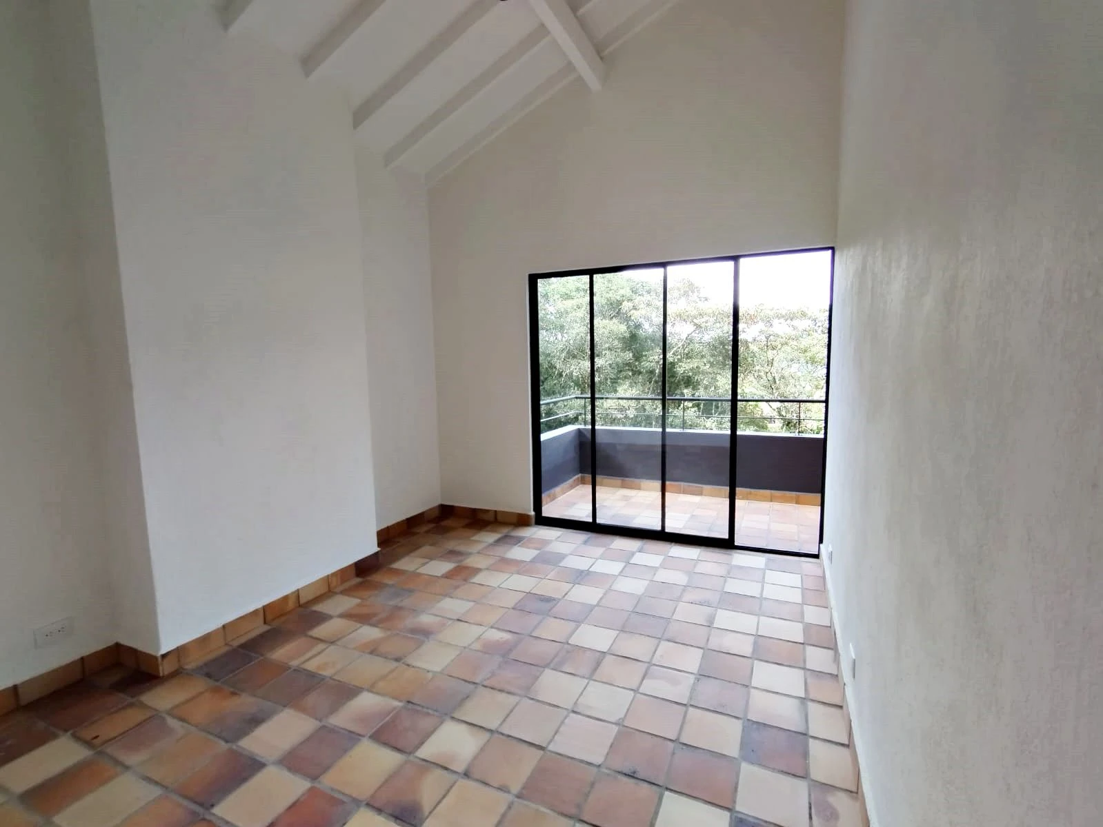 Casa campestre en arriendo Alto de las Palmas Envigado