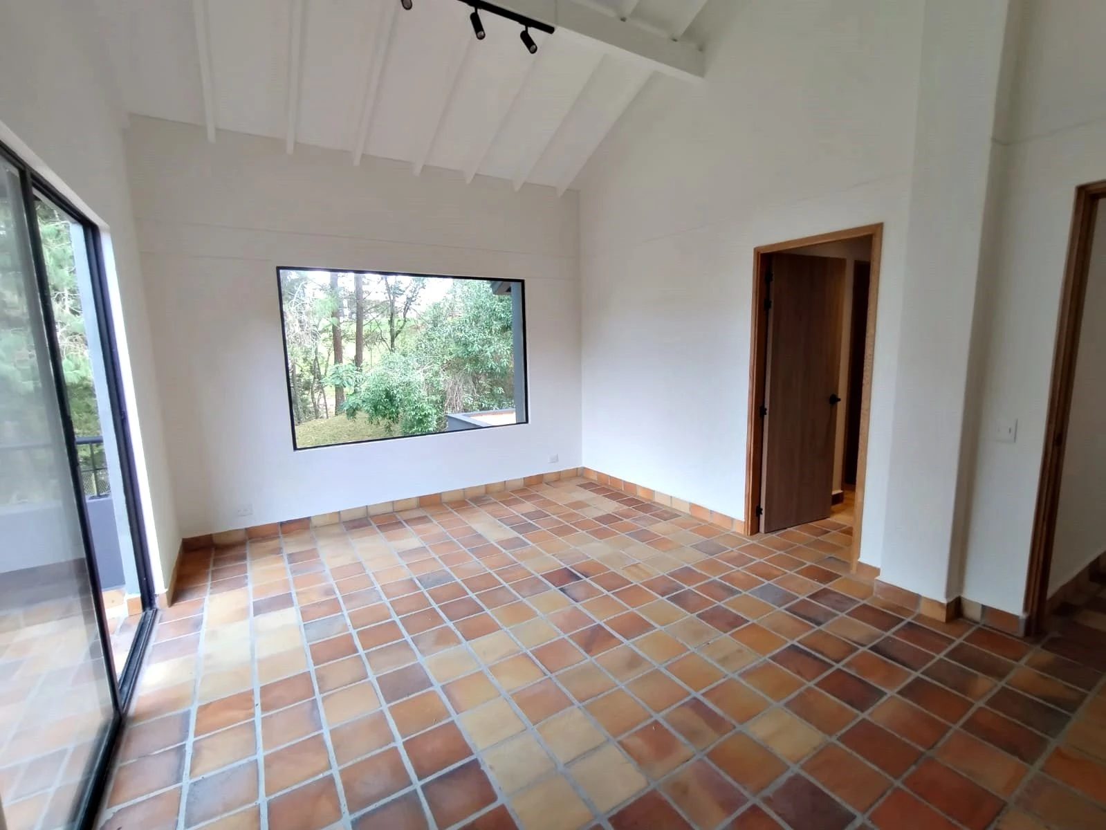 Casa campestre en arriendo Alto de las Palmas Envigado