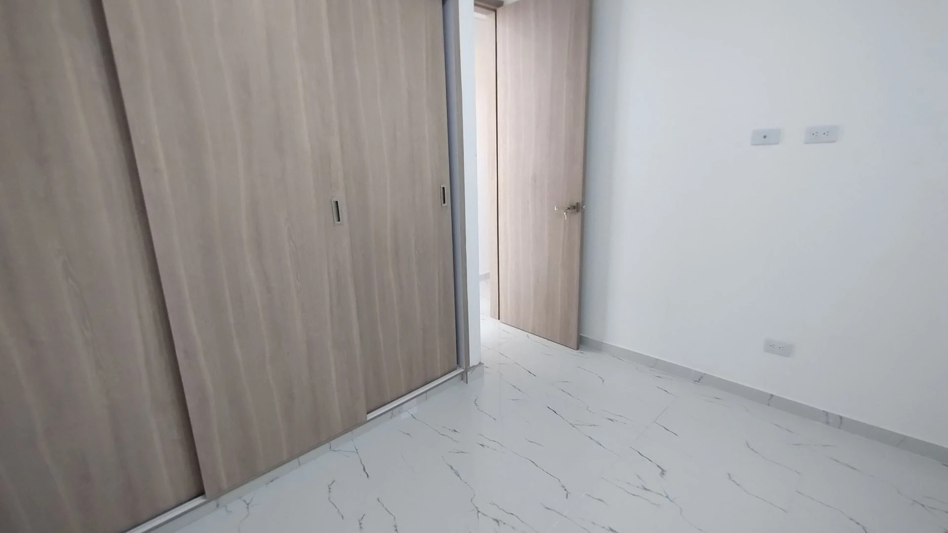 APARTAMENTO EN VENTA BARRIO LA ALBORAYA