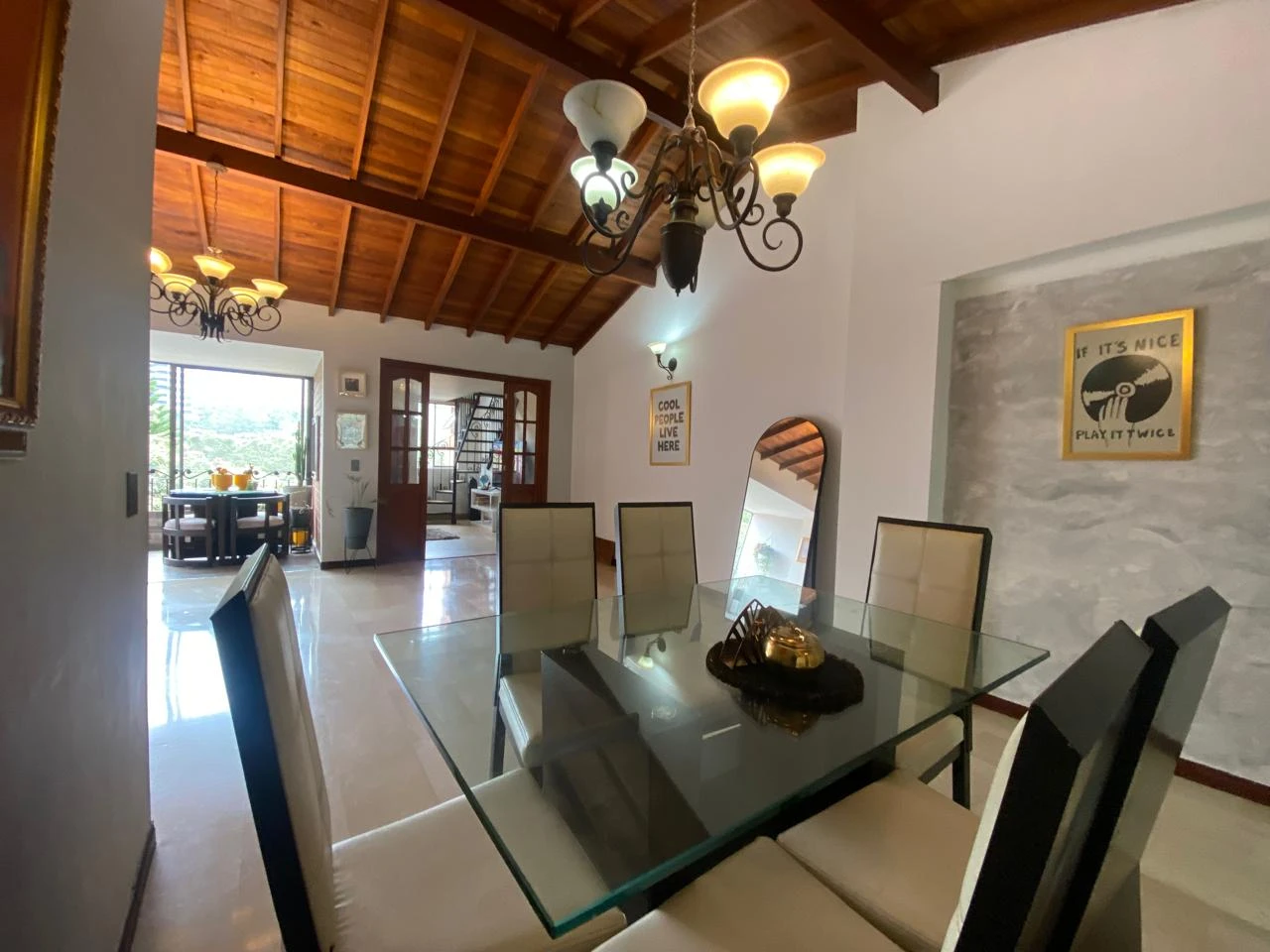 Arriendo Apartamento en el Poblado Sector la Frontera