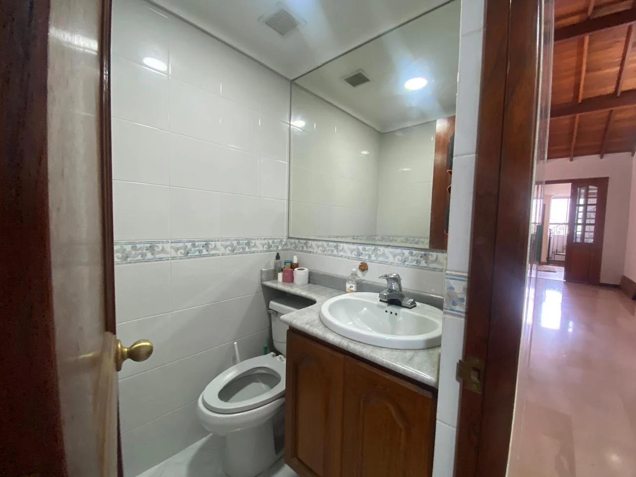 Arriendo Apartamento en el Poblado Sector la Frontera