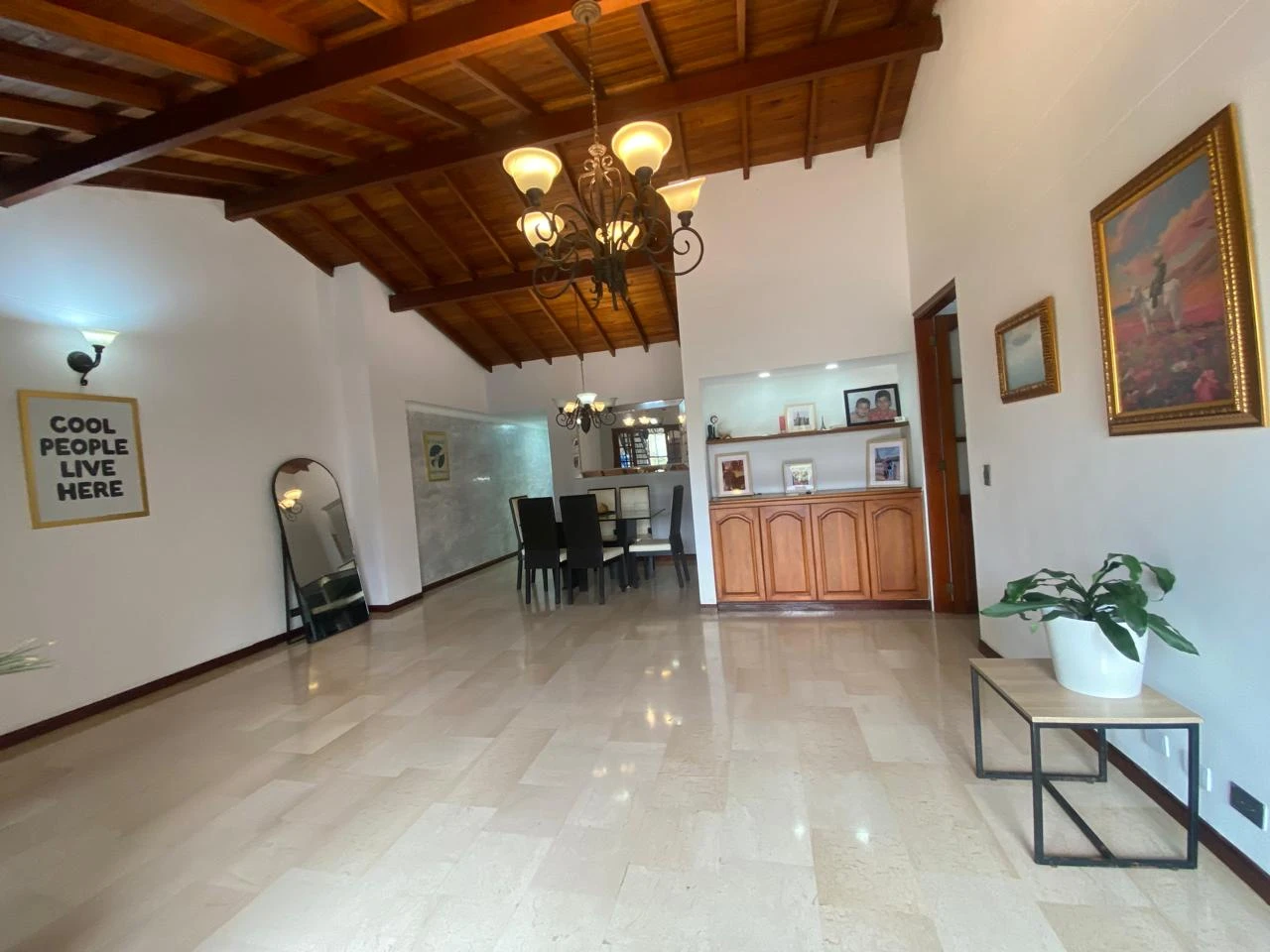 Arriendo Apartamento en el Poblado Sector la Frontera