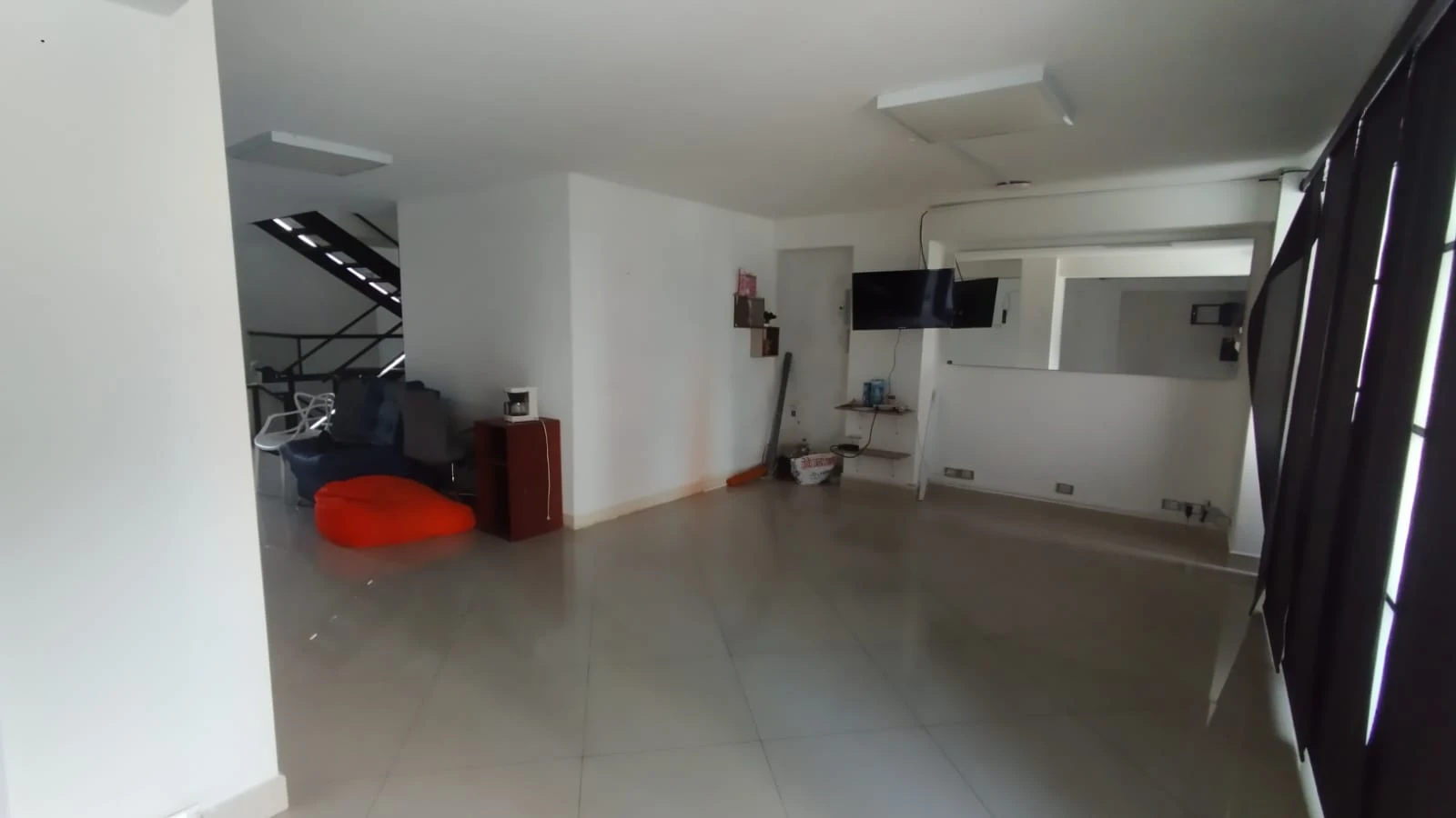 Local En Arriendo Sector Belén Rosales