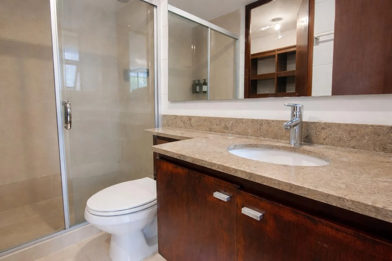 Arriendo Apartamento en el Poblado la Frontera