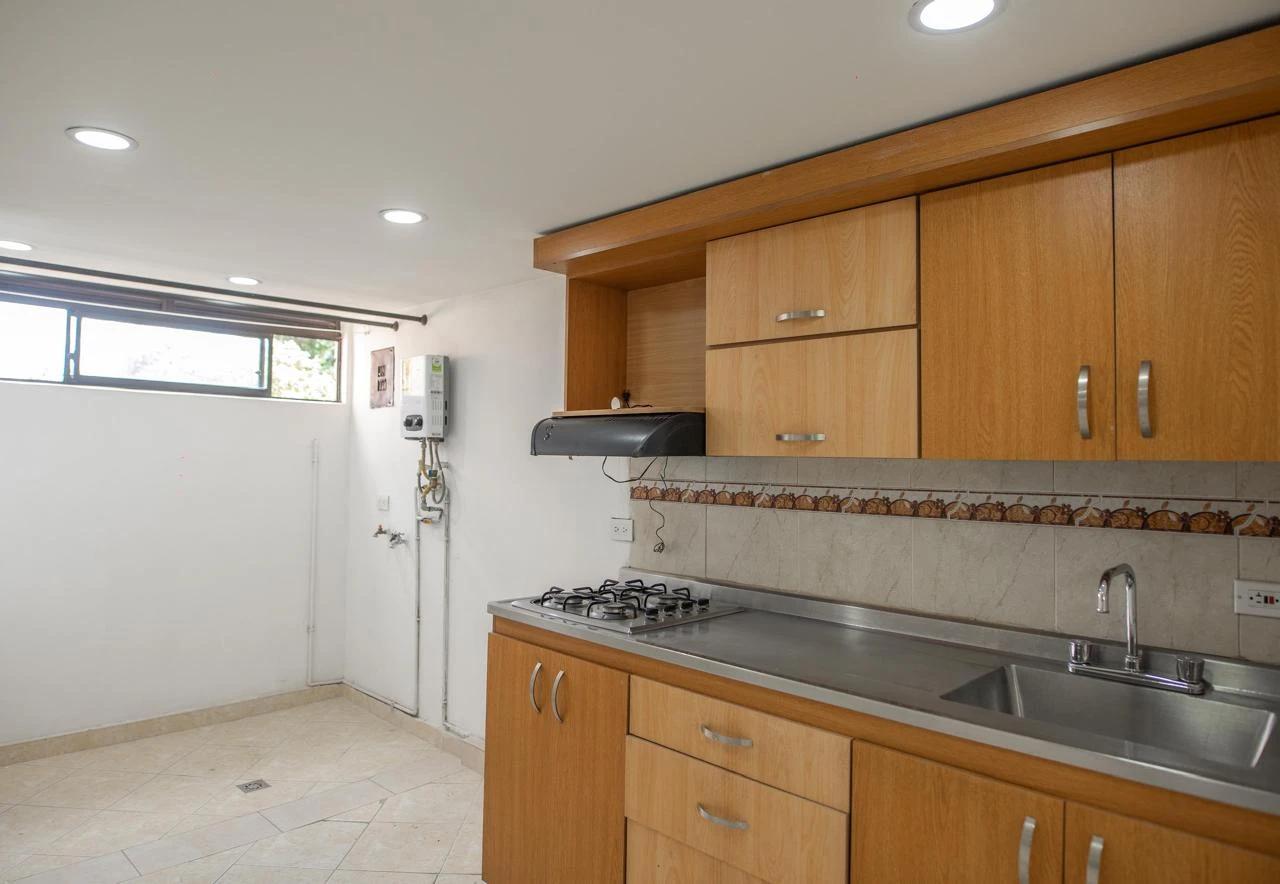 Arriendo Apartamento en Envigado Sector los Almendros