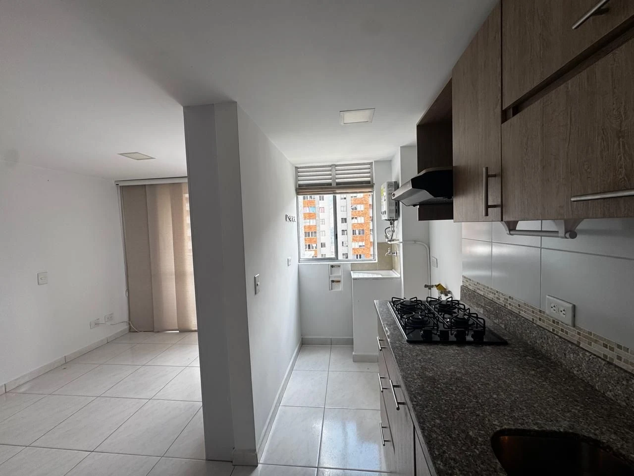 Apartamento en arriendo sector Los Puertos.