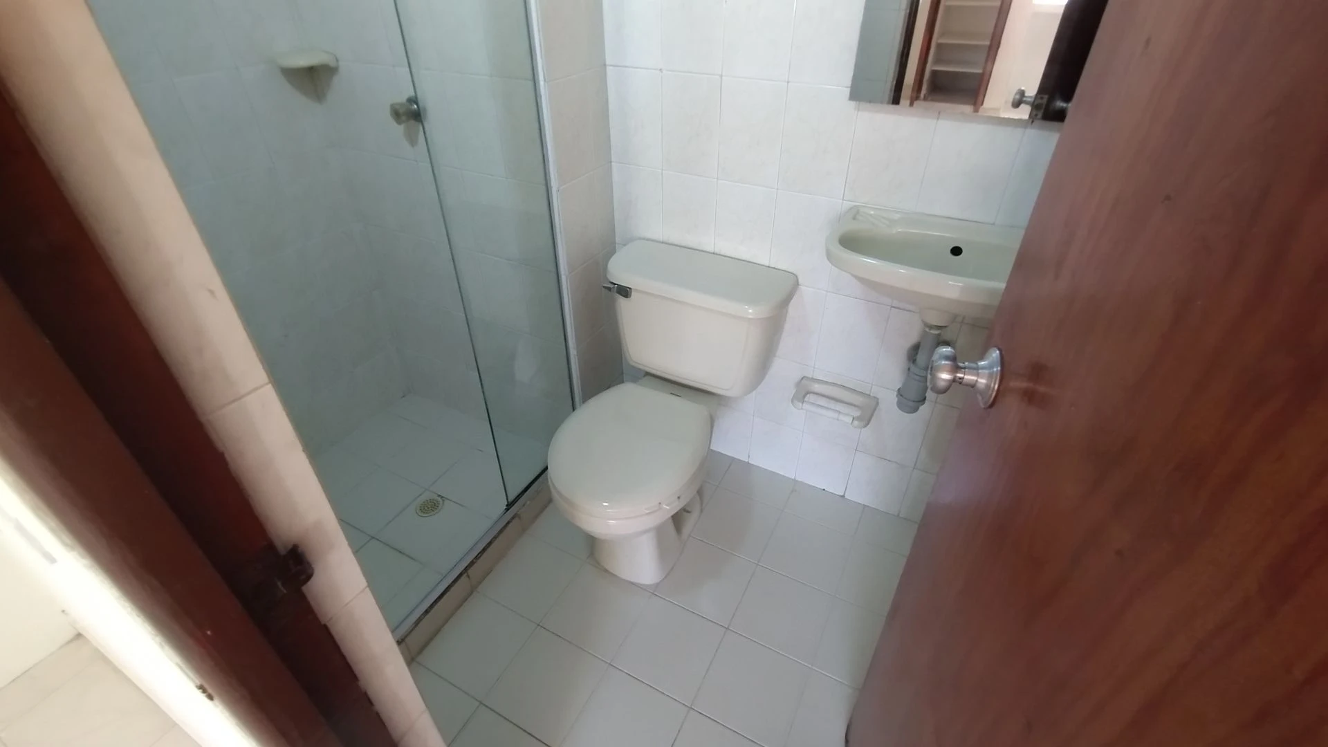 APARTAMENTO EN ARRIENDO EN VILLA CAROLINA