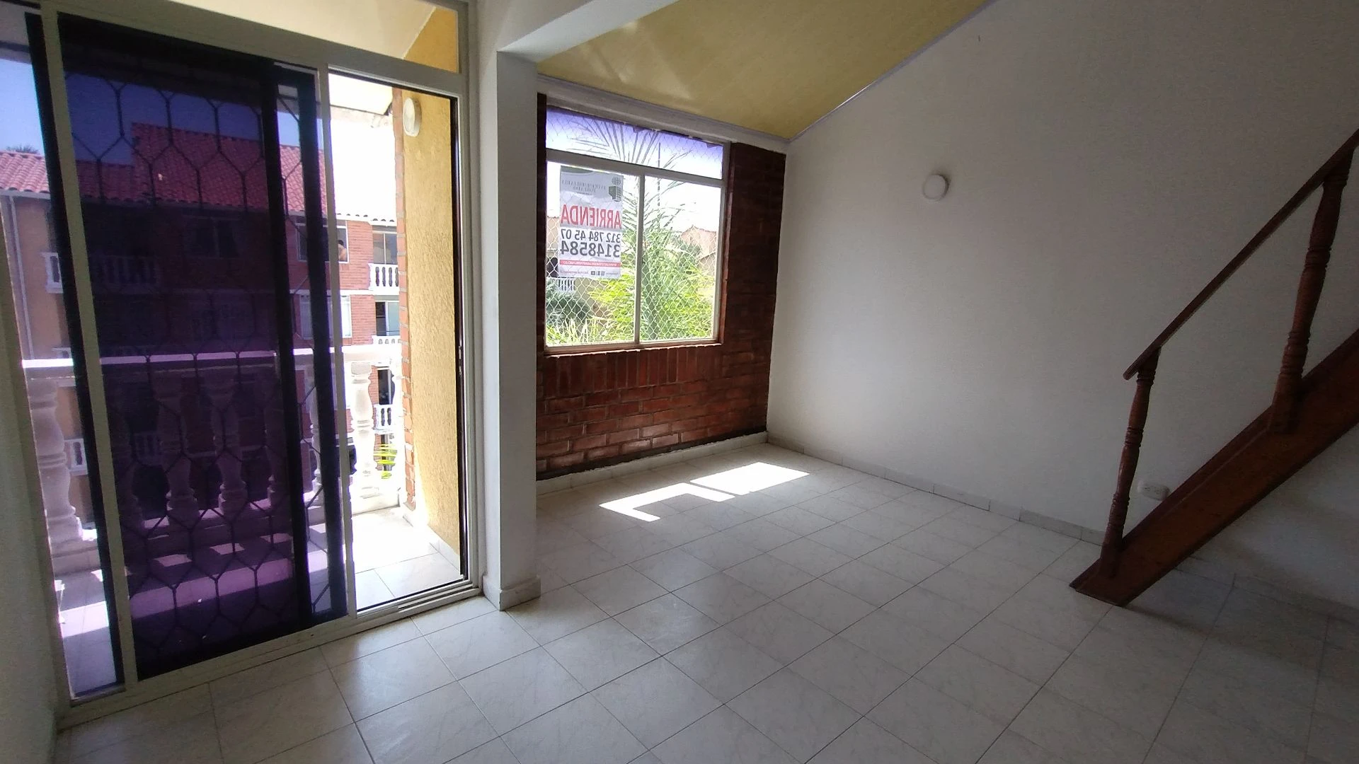 APARTAMENTO DUPLEX EN VENTA EN VILLA CAROLINA.