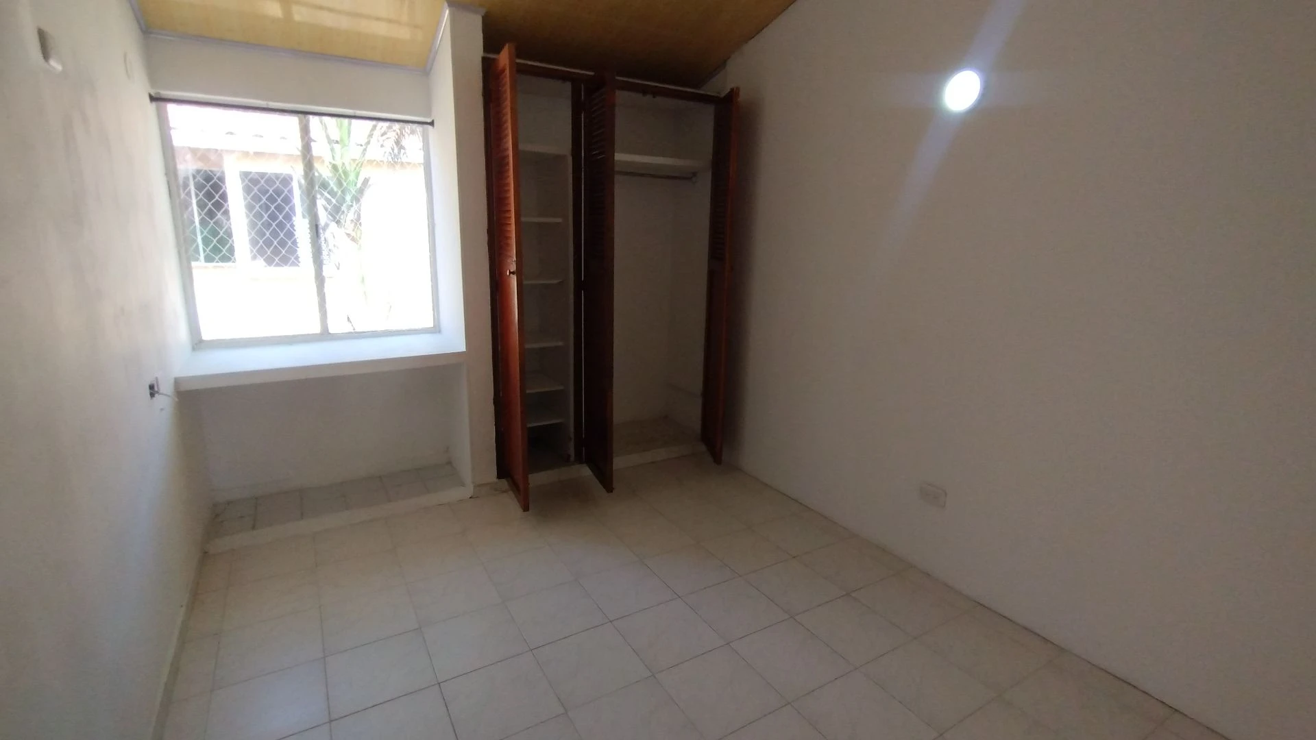 APARTAMENTO DUPLEX EN VENTA EN VILLA CAROLINA.