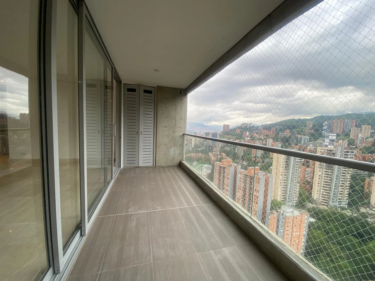 Arriendo Apartamento en el Poblado