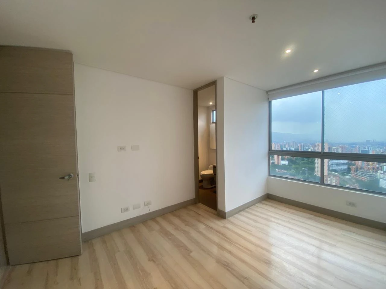 Arriendo Apartamento en el Poblado