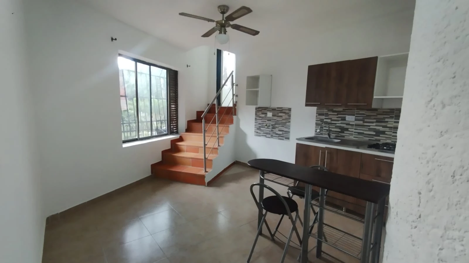 Aparta Estudio Laureles Sector Simón Bolívar