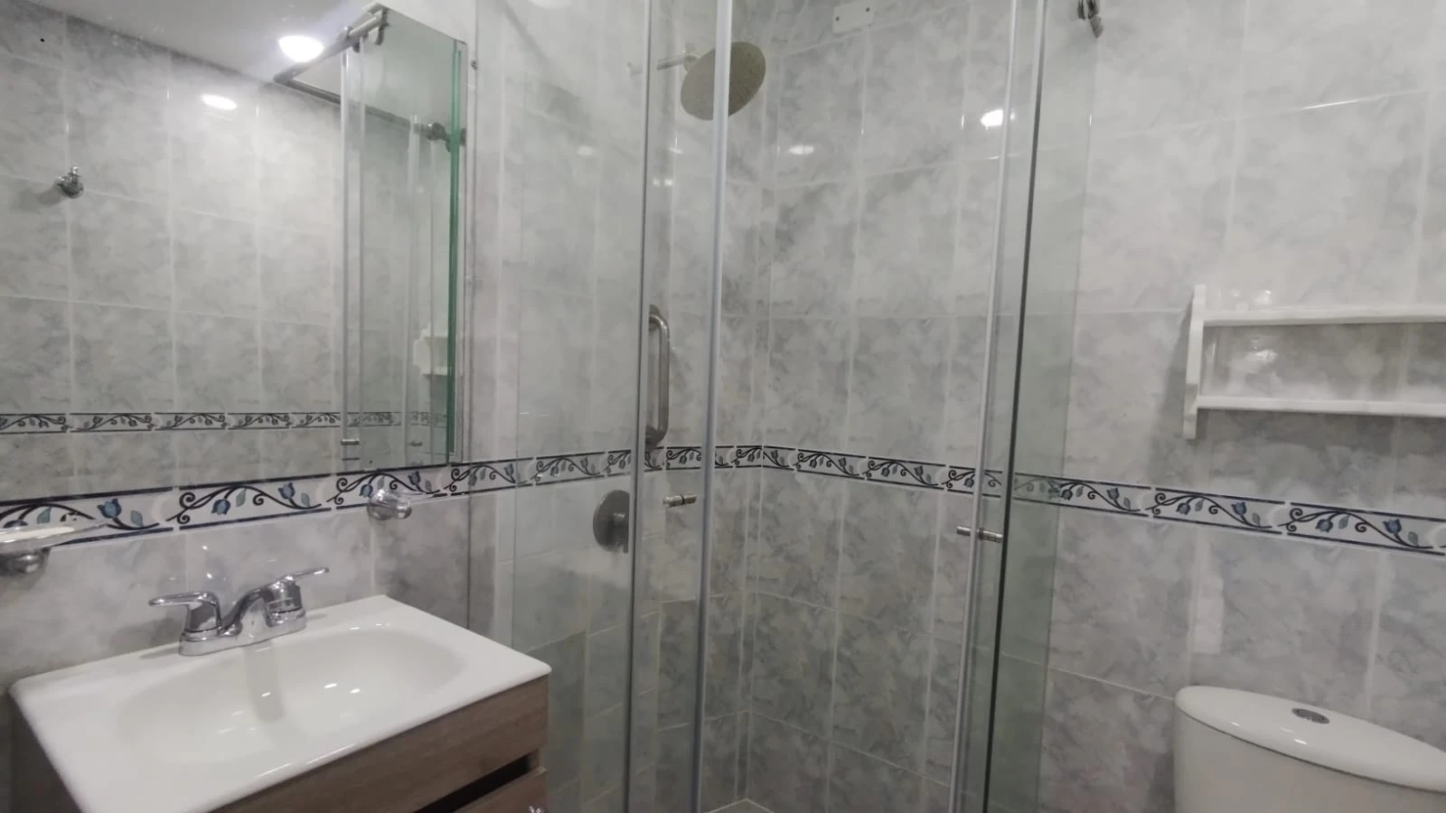 Aparta Estudio Laureles Sector Simón Bolívar