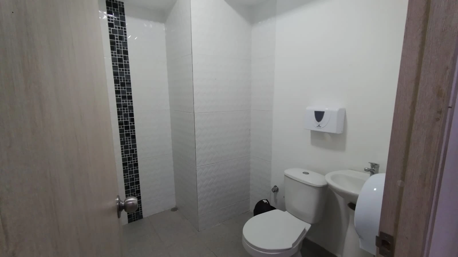 Local En Arriendo Sector Belén Rosales