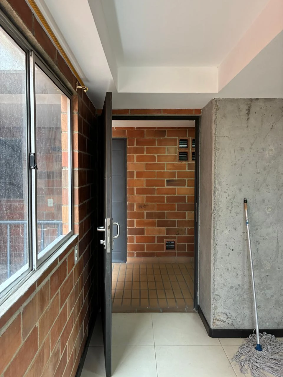 Apartaestudio En Venta Sector Belén Los Alpes