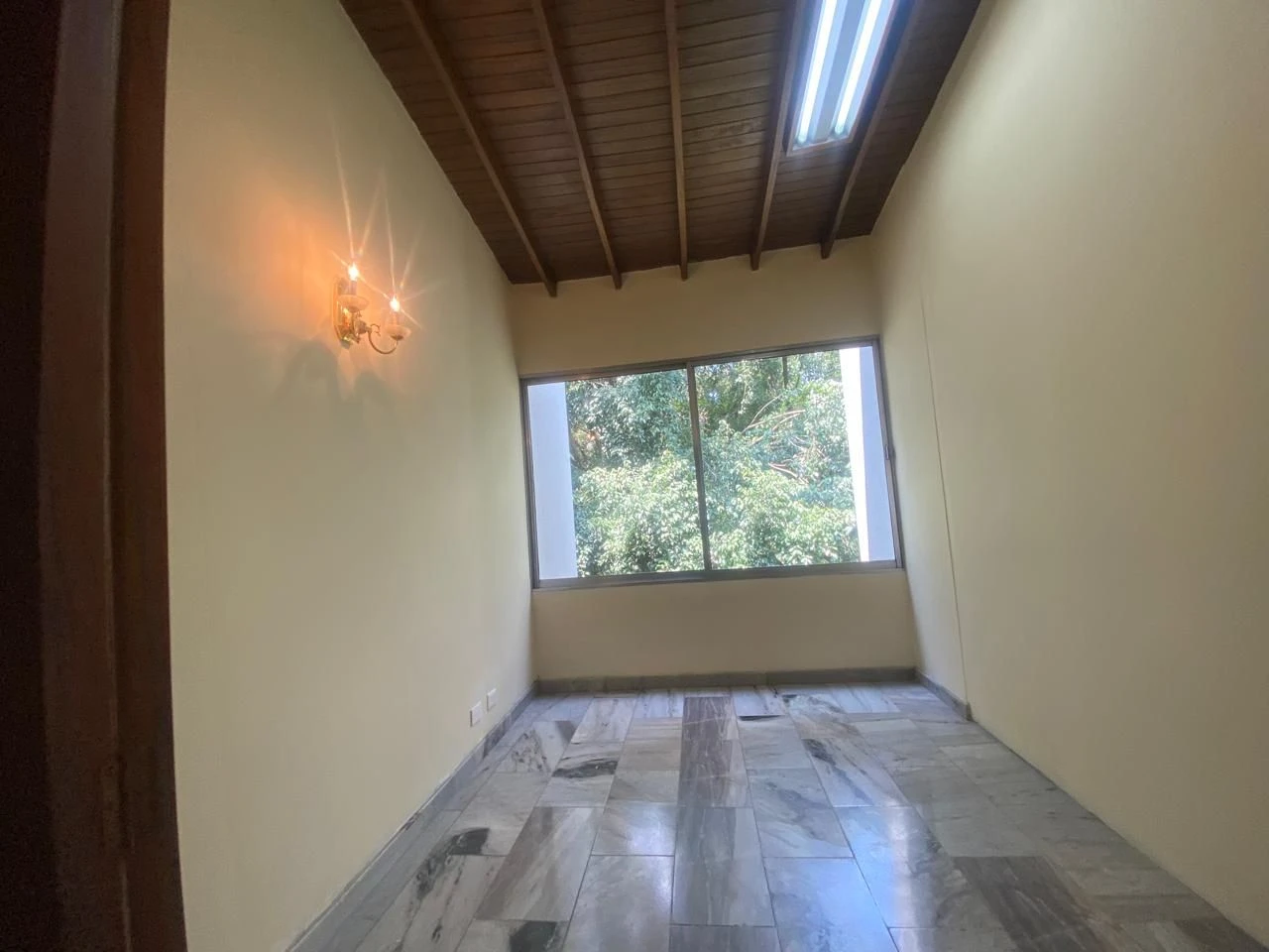 Arriendo Apartamento en el Poblado Sector Patio Bonito