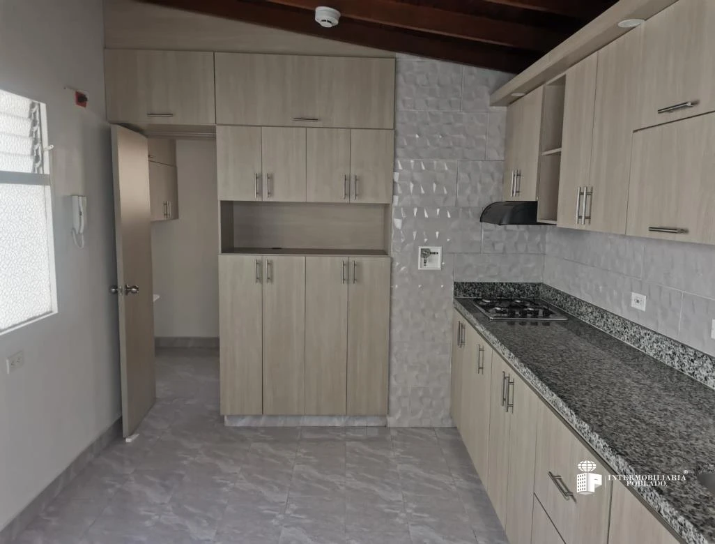 Apartamento En Arriendo Sector Calasanz