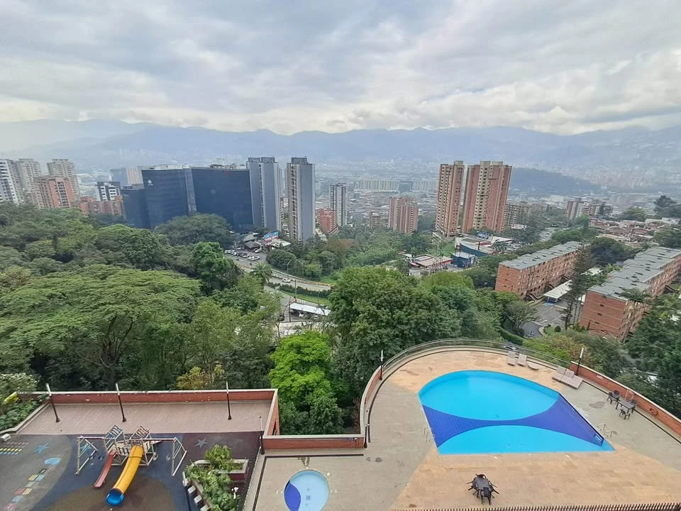 apartamento en arriendo sector loma del indio